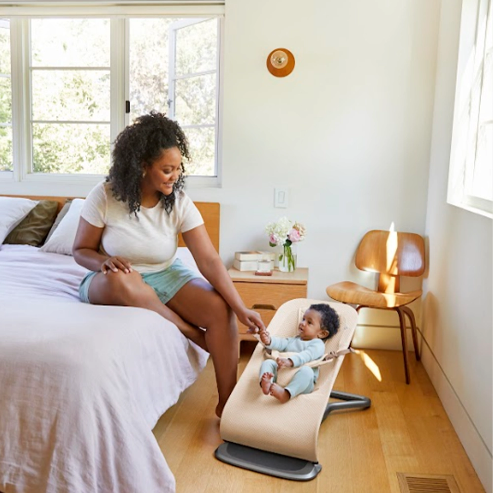 ergobaby-evolve-relaksator-3-vo-1-mrezest-cream