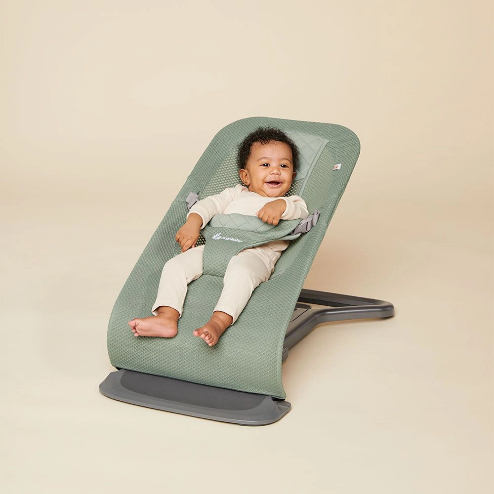 ergobaby-evolve-relaksator-3-vo-1-mrezest-sage-green
