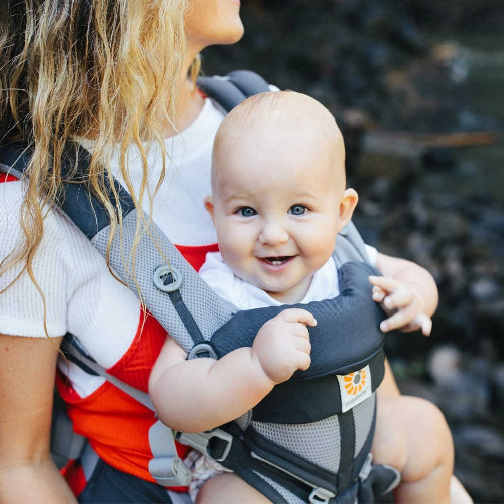 ergobaby-omni-360-cool-air-mesh-carbon-grey