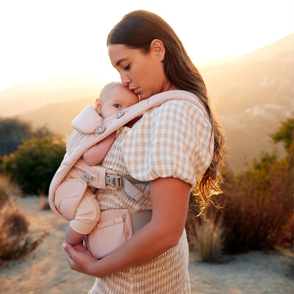 ergobaby-omni-breeze-pink-quartz